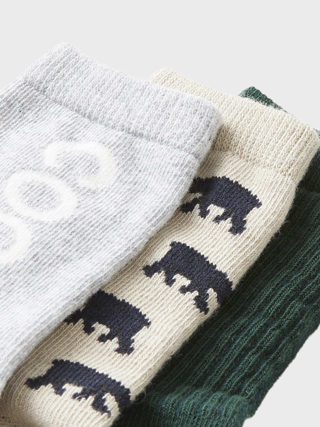 model_shot-front_full